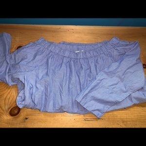 Off the shoulder top size M